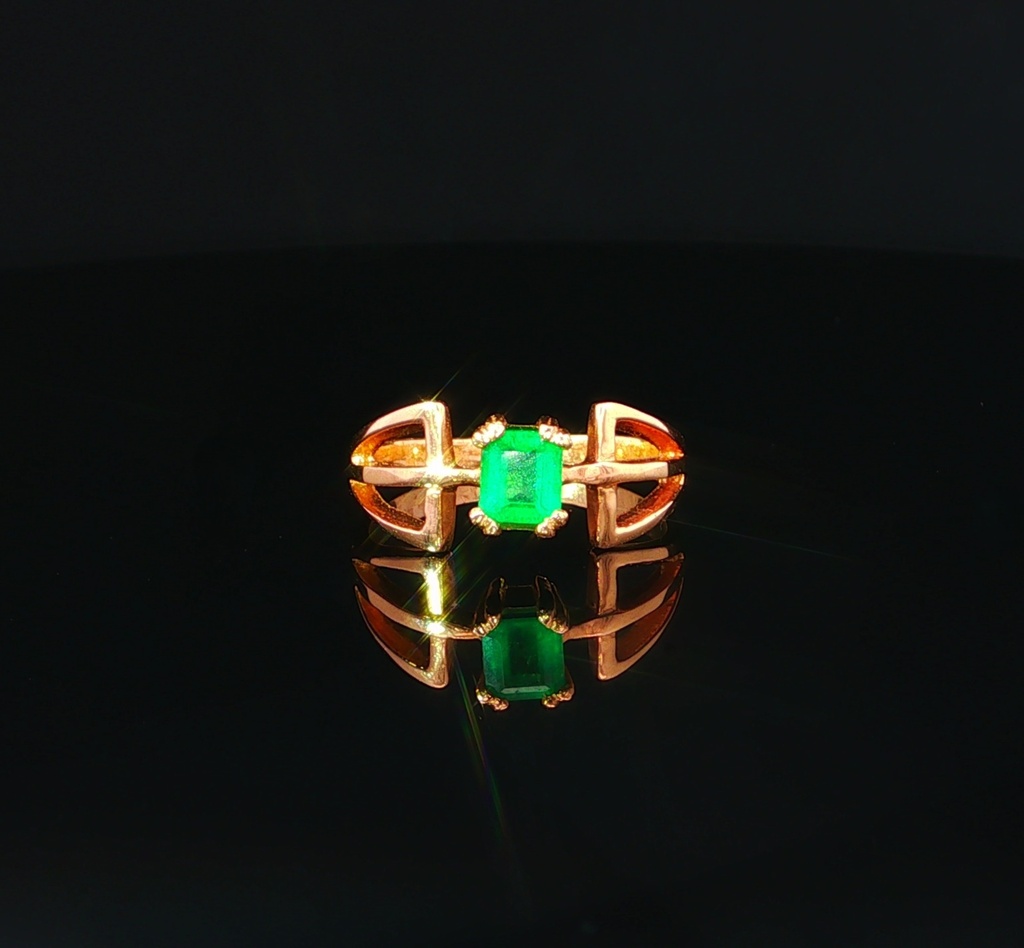 [AG419] ANILLO SOLITARIO ESM 0,5 PTS OA    