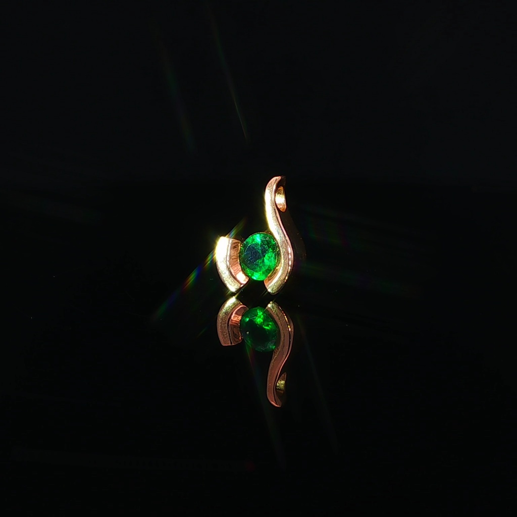 DIJE ESMERALDA REDONDO ORO AMARILLO