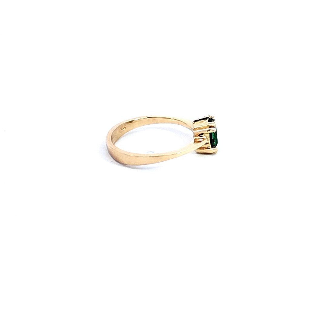 ANILLO SOLITARIO ESMERALDA ORO AMARILLO            