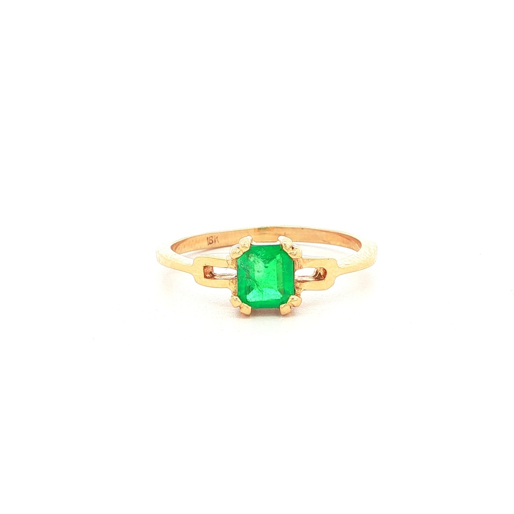 ANILLO SOLITARIO ESMERALDA ORO AMARILLO            