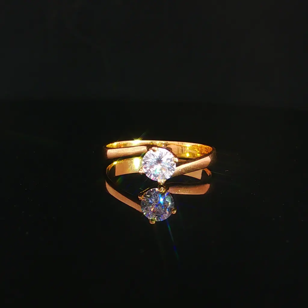 ANILLO SOLITARIO CRUZADO ORO AMARILLO